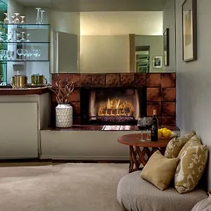https://sundance-villas-by-private-villa-management.palm-springs-ca-hotels.com
